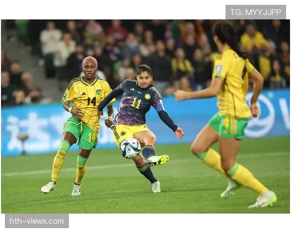 哥伦比亚队中场控制